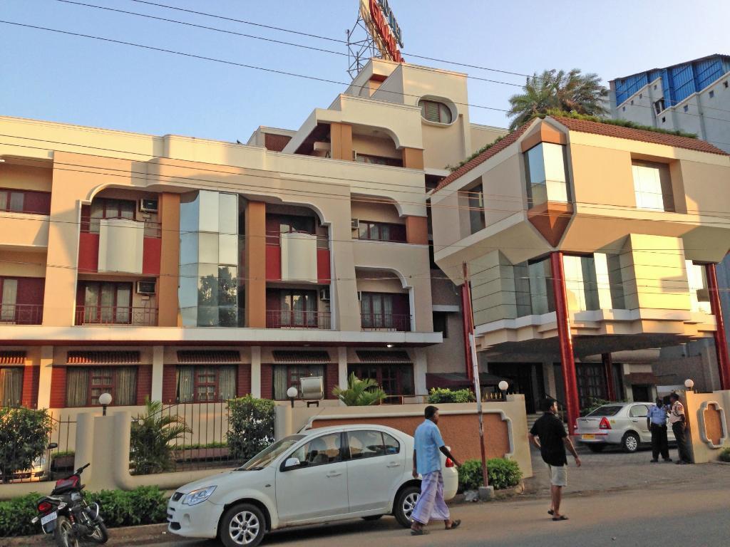 Hotel Gnanam Thanjavur Exterior foto